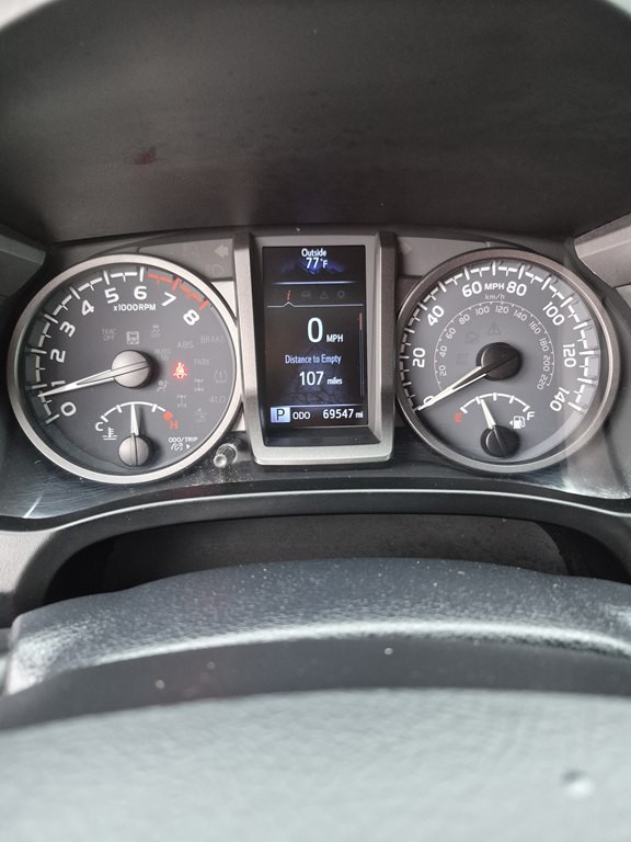 2020 Toyota Tacoma Image 14