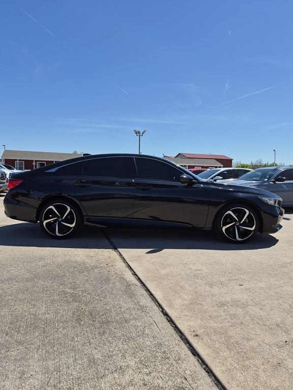 2022 Honda Accord Image 4