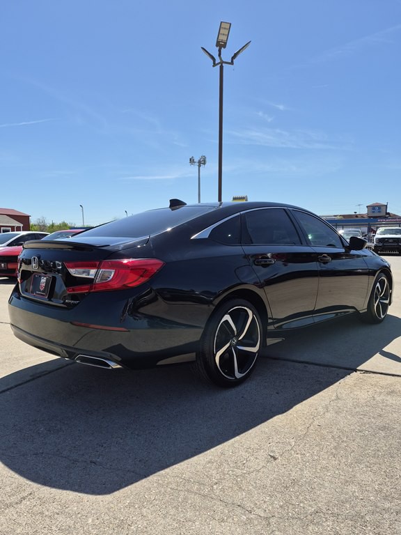 2022 Honda Accord Image 5