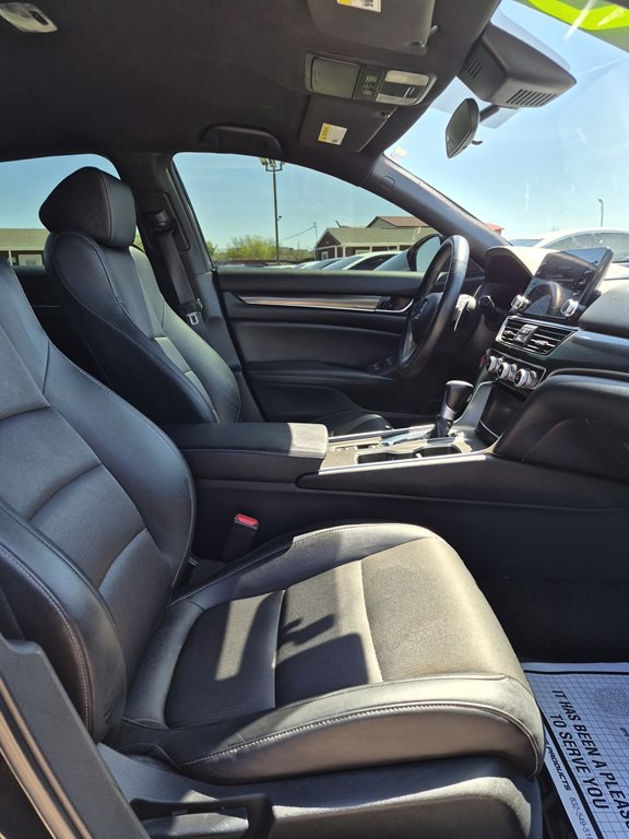 2022 Honda Accord Image 11