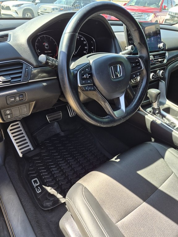 2022 Honda Accord Image 16