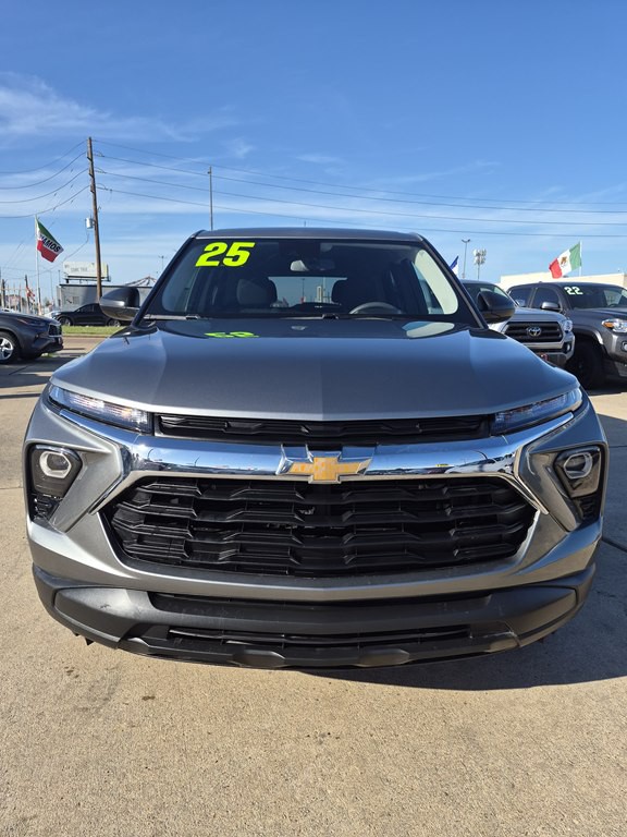 2025 Chevrolet Trailblazer Image 2