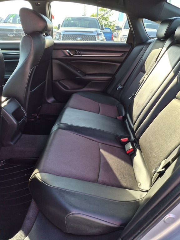 2020 Honda Accord Image 10