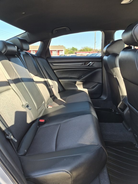 2020 Honda Accord Image 12