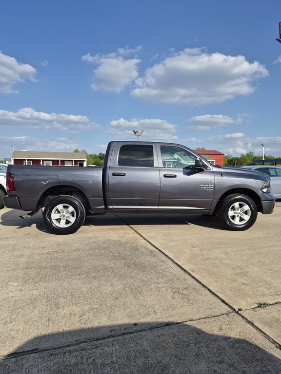 2023 RAM 1500 Image 4