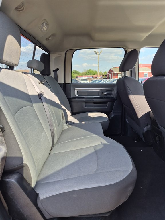 2023 RAM 1500 Image 12