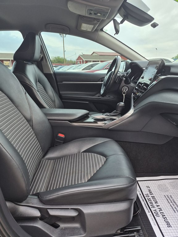 2021 Toyota Camry Image 11