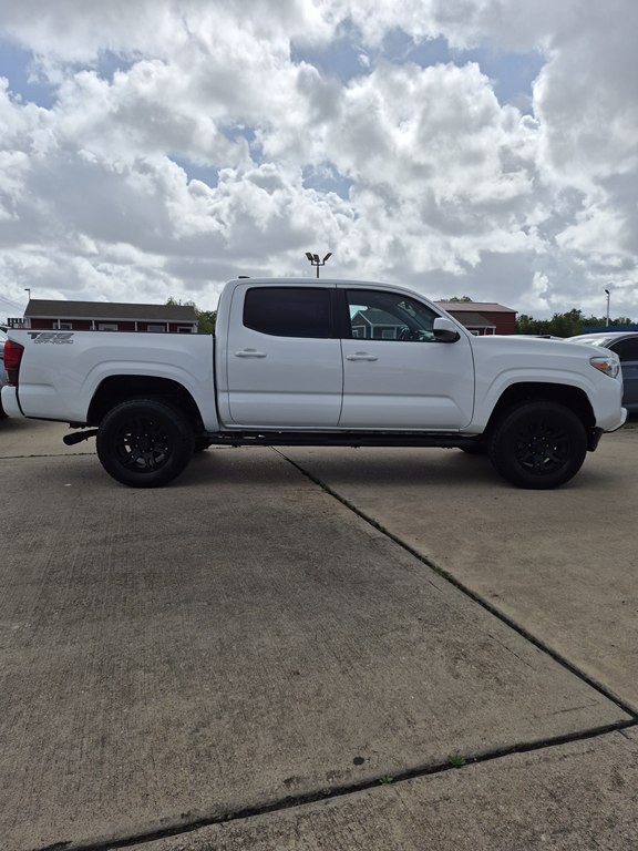 2021 Toyota Tacoma Image 4