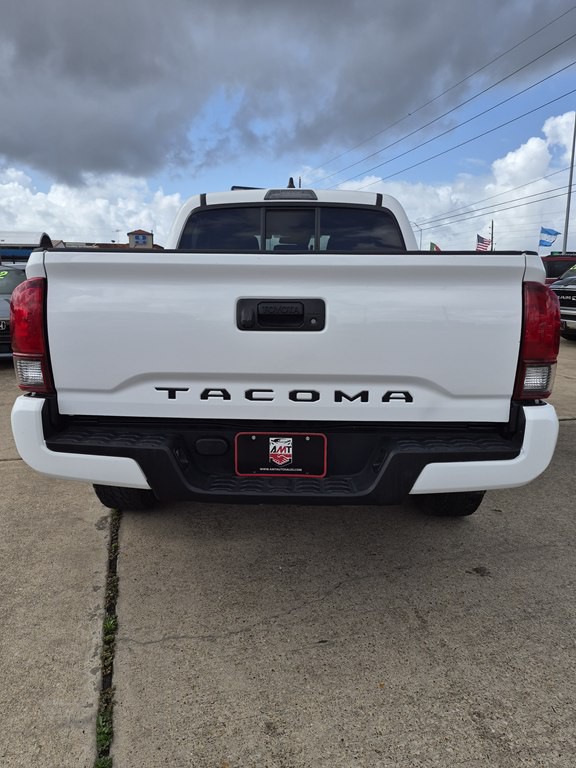 2021 Toyota Tacoma Image 6