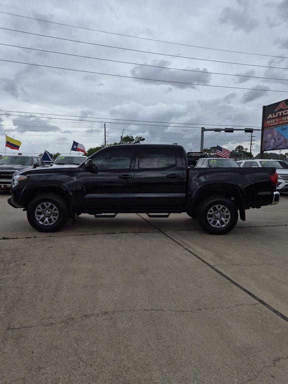 2023 Toyota Tacoma Image 8