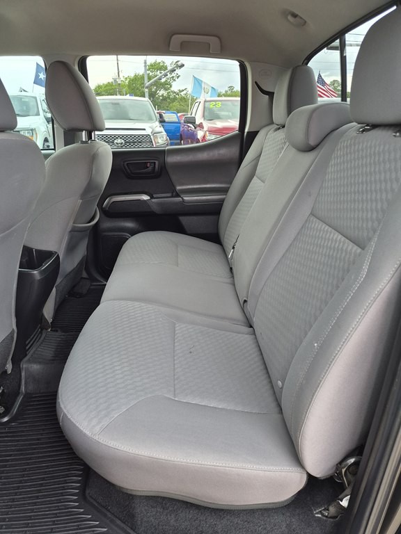 2023 Toyota Tacoma Image 10