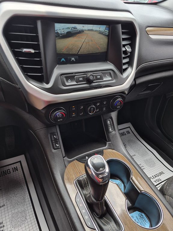 2018 GMC Acadia Image 16