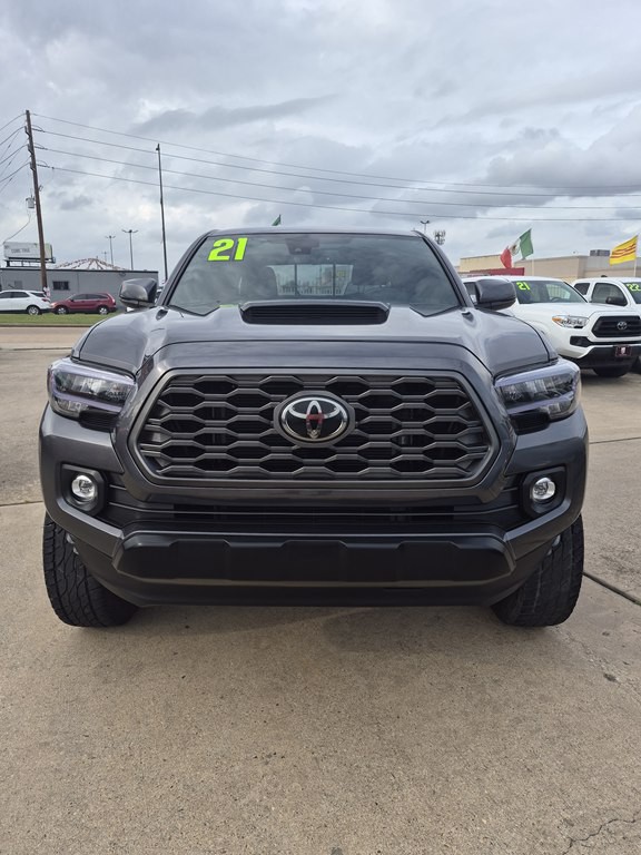 2021 Toyota Tacoma Image 2