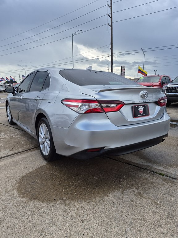 2019 Toyota Camry Image 7