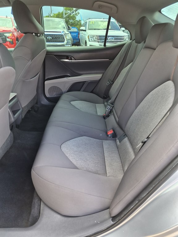 2019 Toyota Camry Image 10