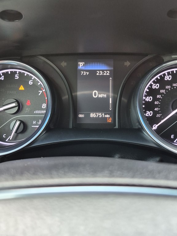 2019 Toyota Camry Image 15