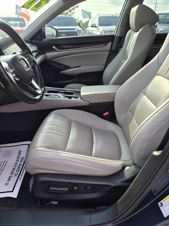 2020 Honda Accord Image 9