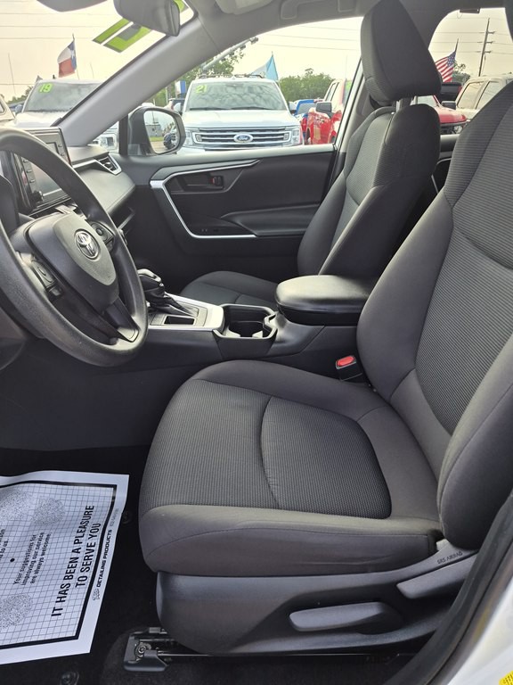 2021 Toyota Rav4 Image 9