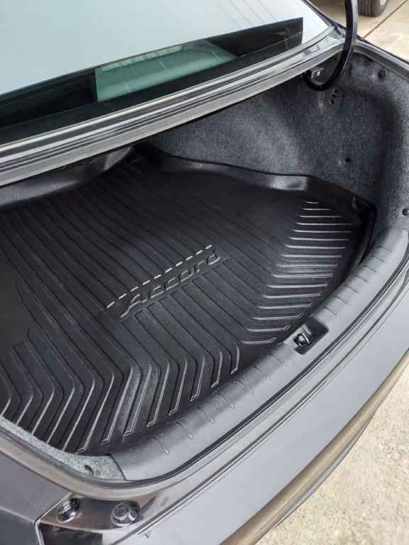 2017 Honda Accord Image 19