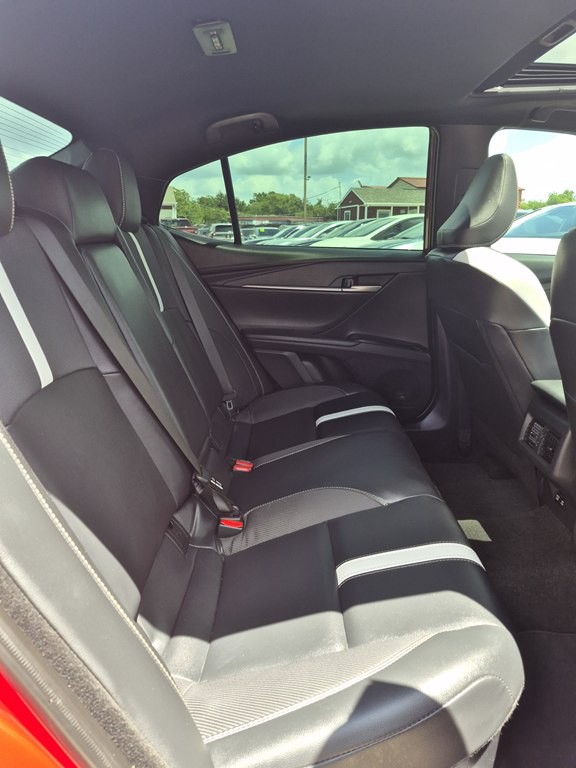 2025 Toyota Camry Image 12