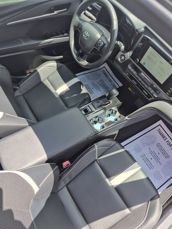 2025 Toyota Camry Image 13