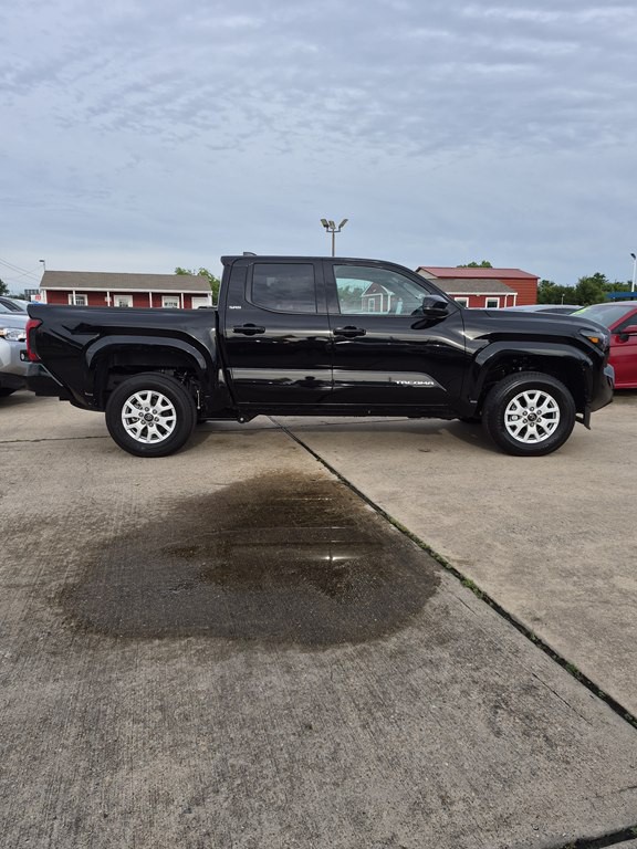 2025 Toyota Tacoma Image 4