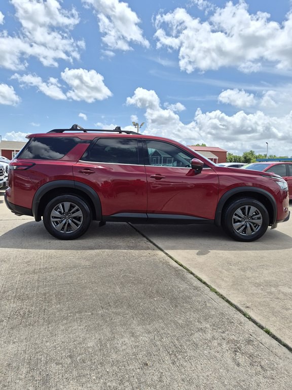 2024 Nissan Pathfinder Image 4