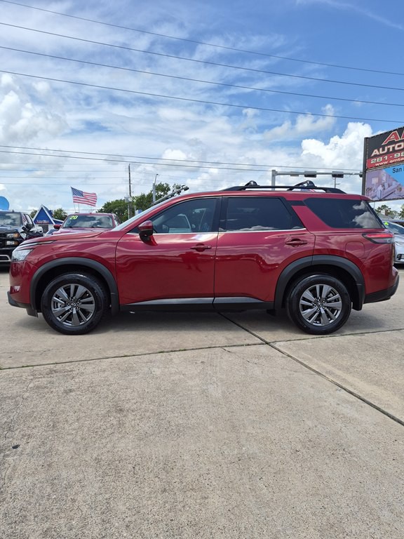 2024 Nissan Pathfinder Image 8