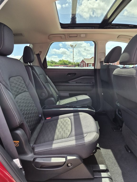 2024 Nissan Pathfinder Image 13