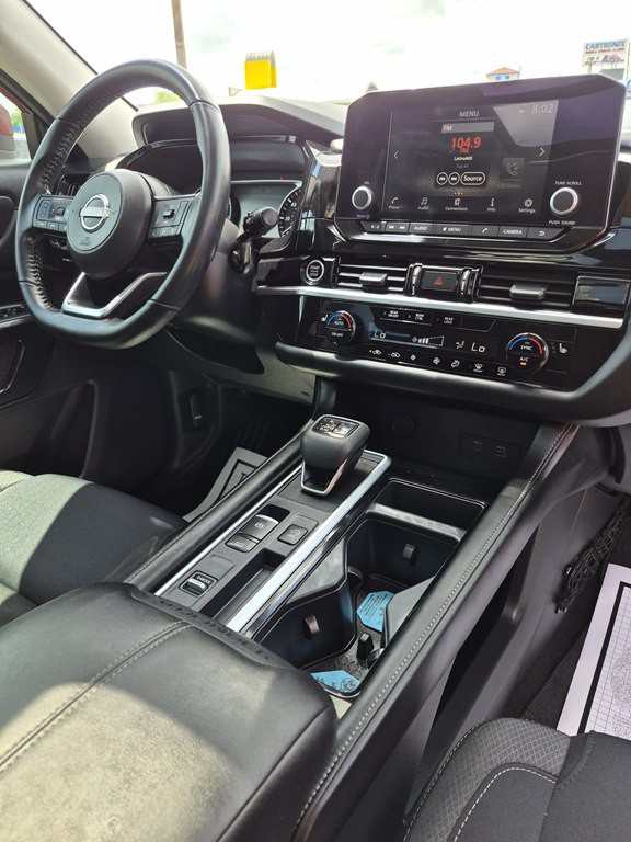 2024 Nissan Pathfinder Image 16