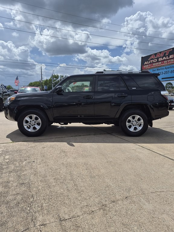 2023 Toyota 4Runner Image 8