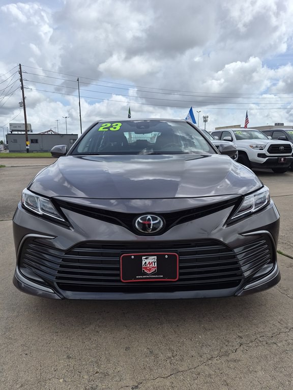 2023 Toyota Camry Image 2