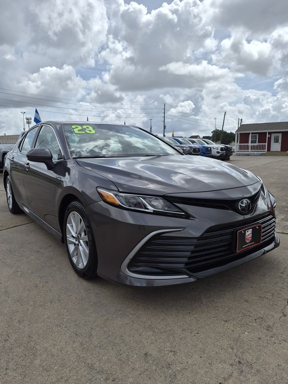 2023 Toyota Camry Image 3