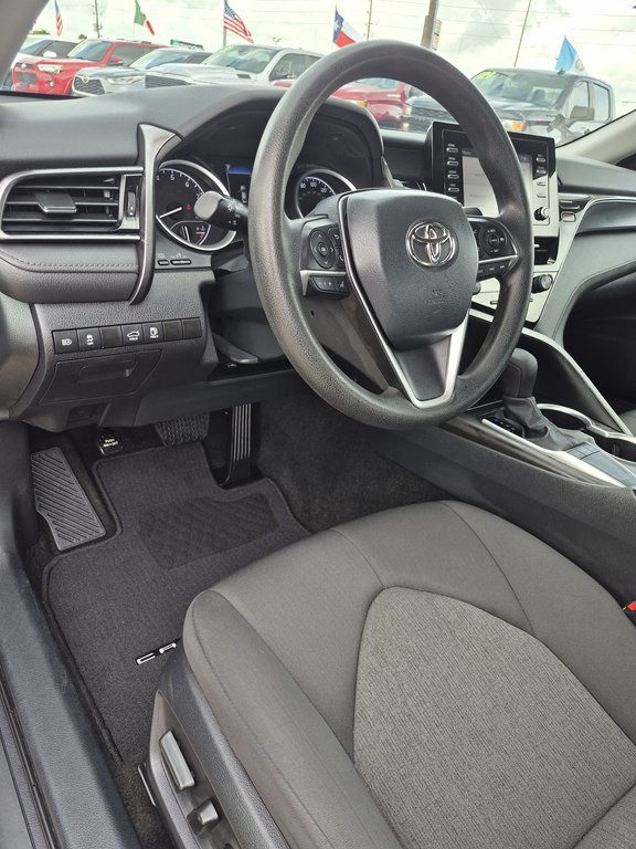 2023 Toyota Camry Image 16