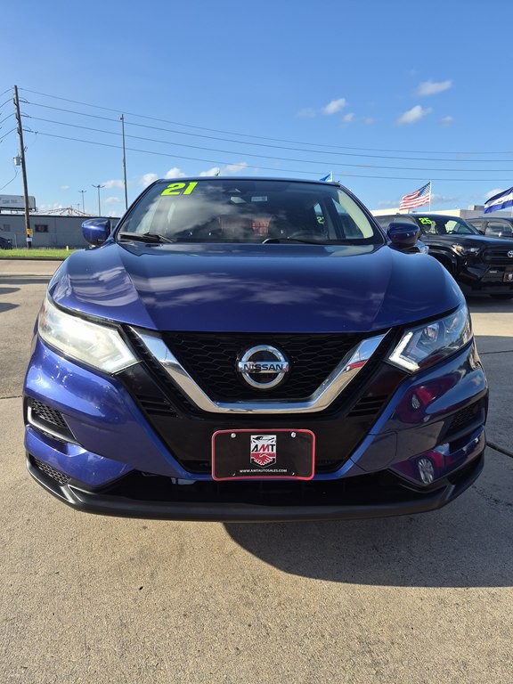 2021 Nissan Rogue Image 2