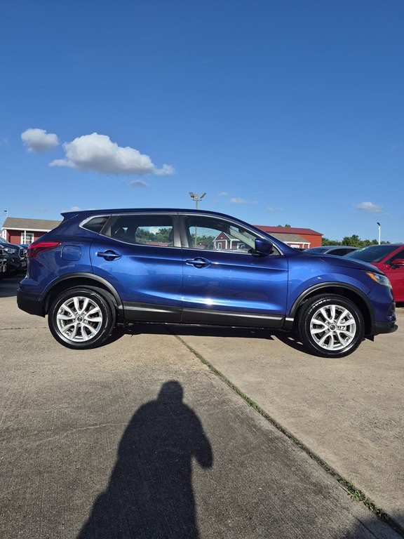 2021 Nissan Rogue Image 4