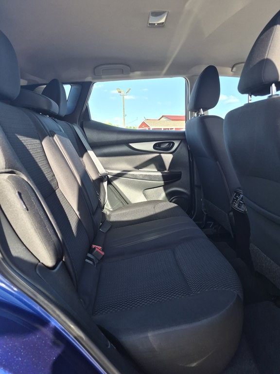 2021 Nissan Rogue Image 12
