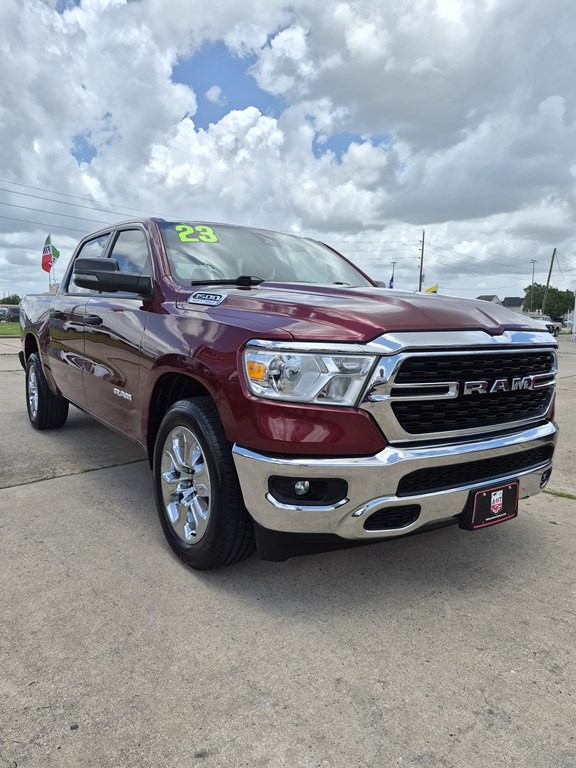 2023 RAM 1500 Image 3