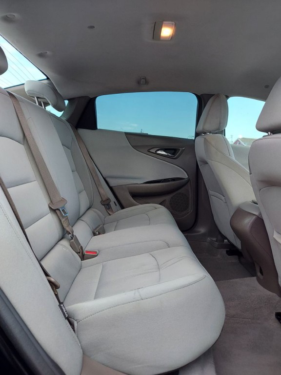 2019 Chevrolet Malibu Image 12