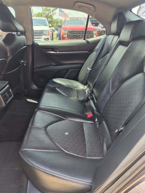 2021 Toyota Camry Image 10