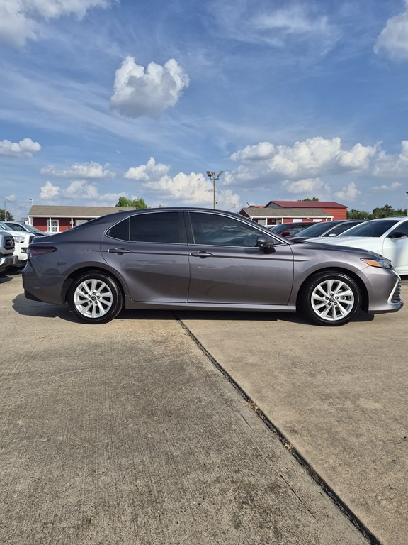 2024 Toyota Camry Image 4