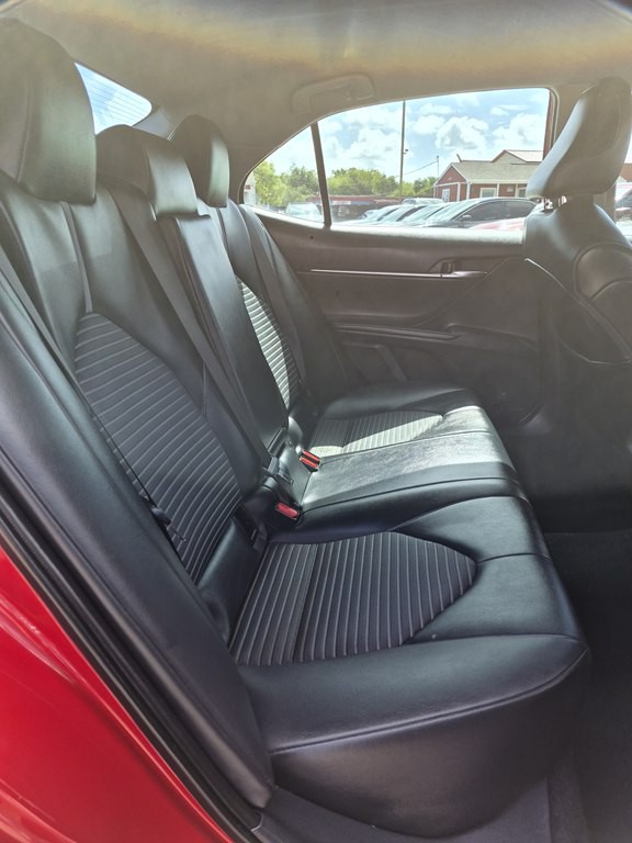 2021 Toyota Camry Image 12