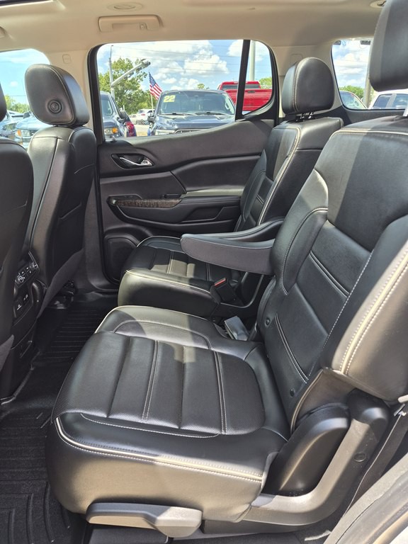 2023 GMC Acadia Image 10