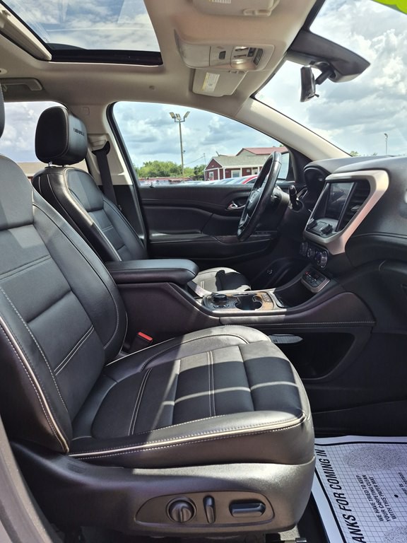 2023 GMC Acadia Image 12