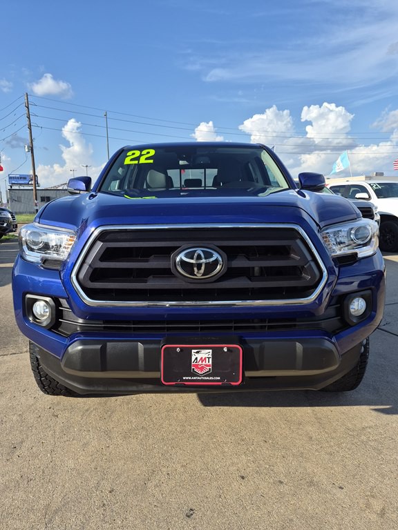 2022 Toyota Tacoma Image 2