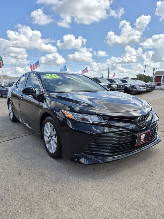 2020 Toyota Camry Image 3