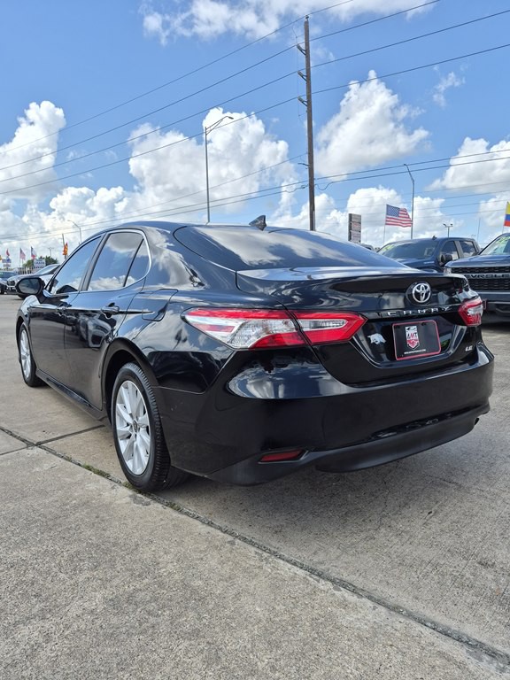 2020 Toyota Camry Image 7