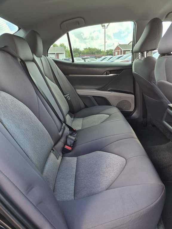 2020 Toyota Camry Image 12