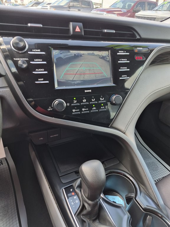 2020 Toyota Camry Image 14