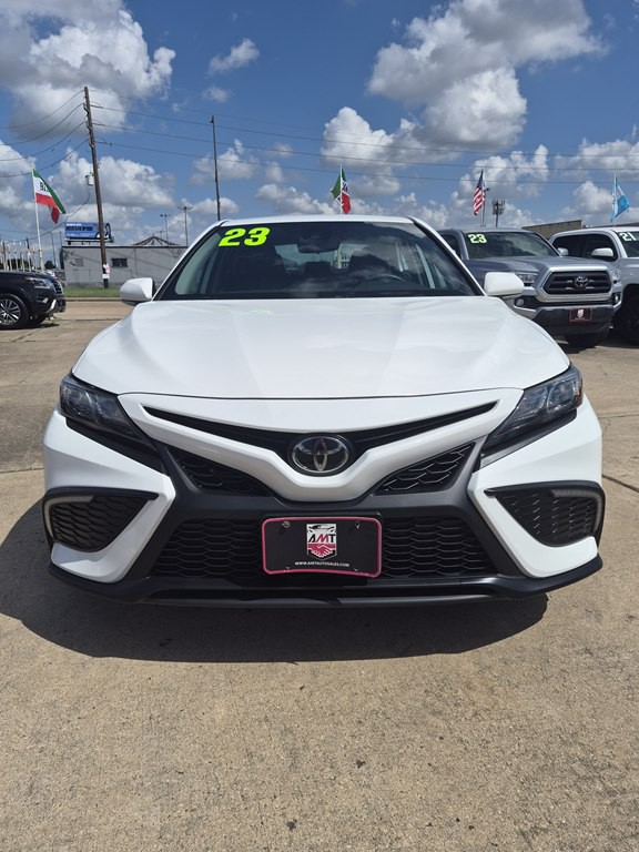 2023 Toyota Camry Image 2